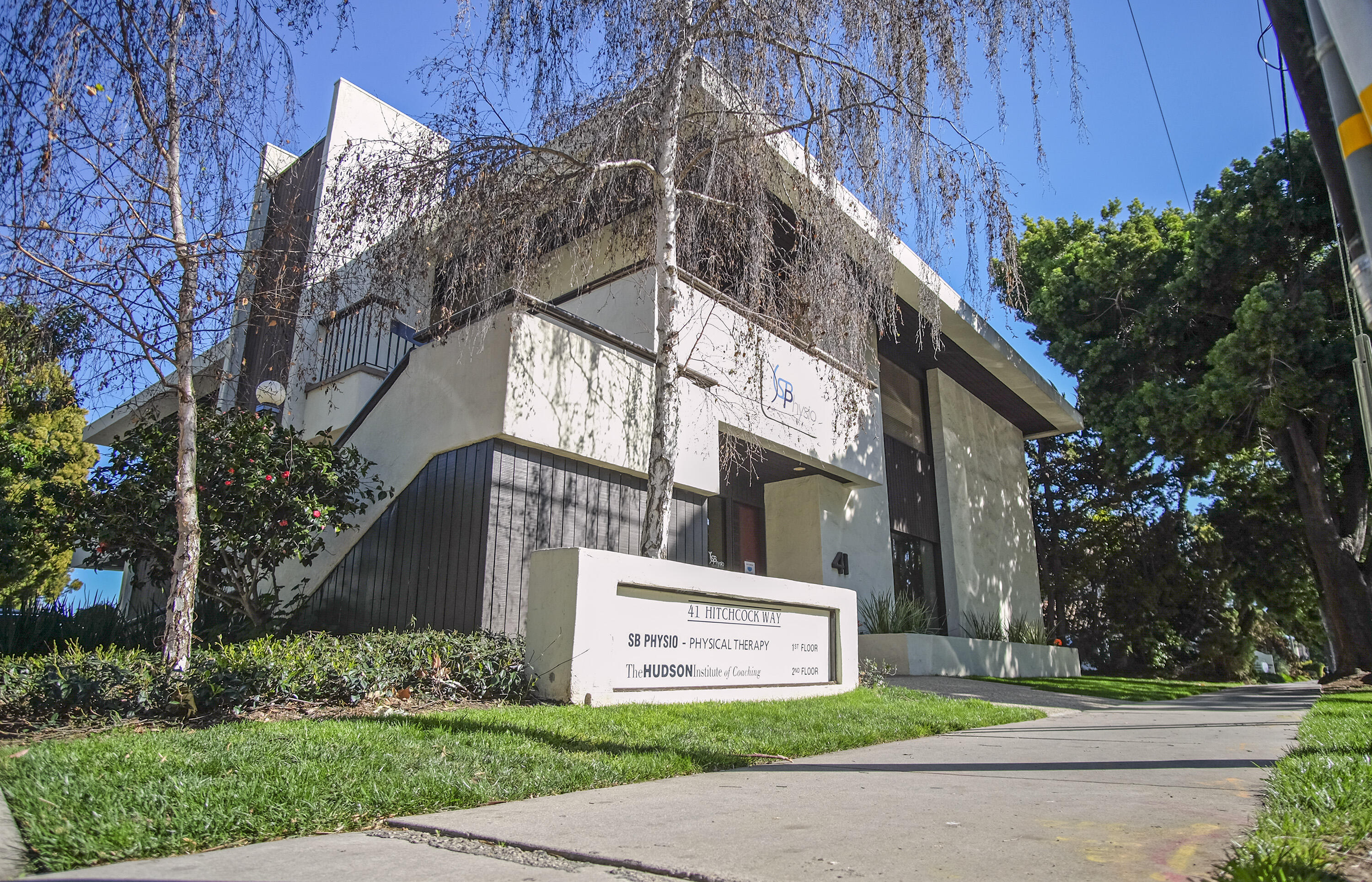 41 Hitchcock Way — photo