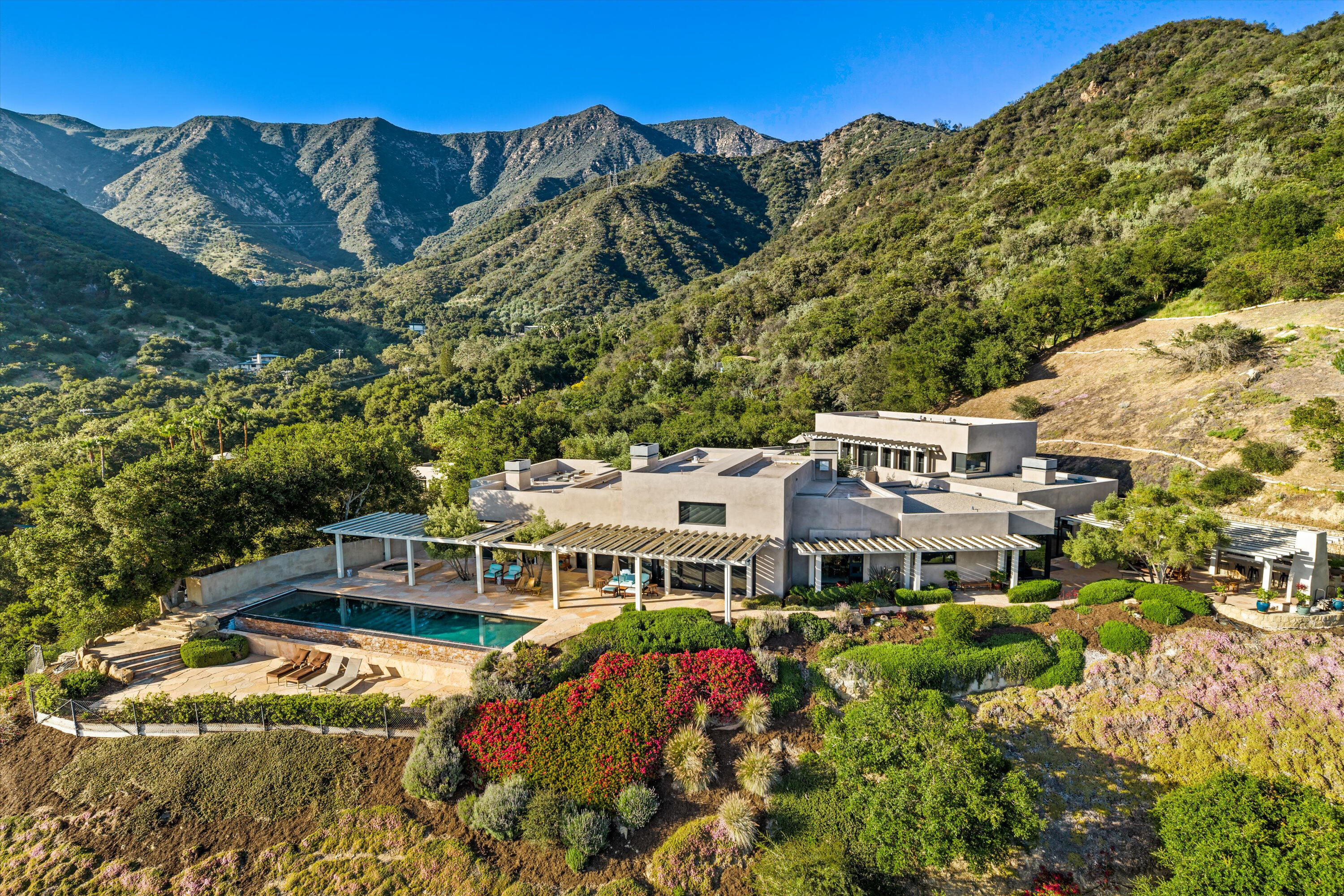 892 Toro Canyon Road — photo
