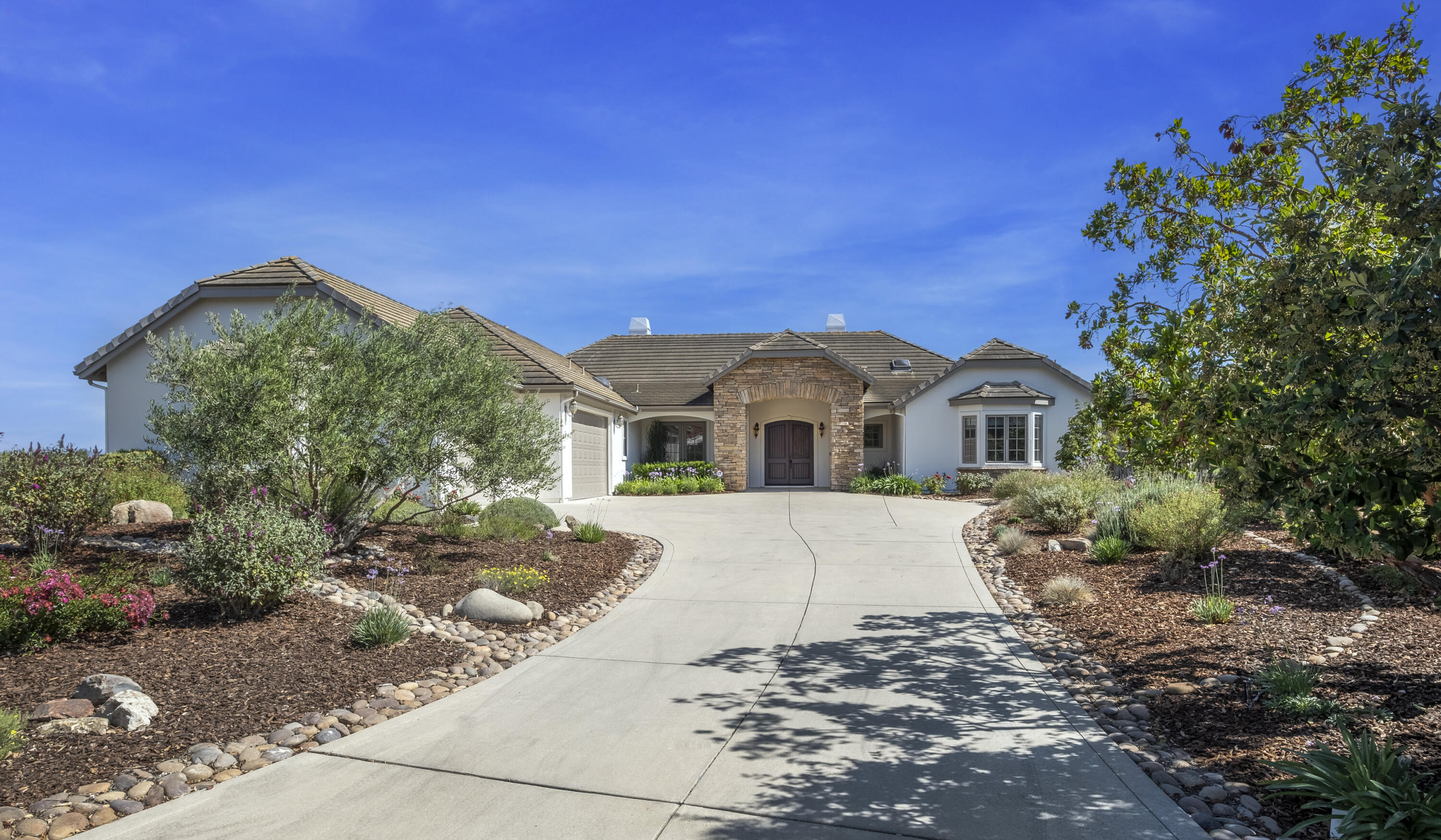 224 Valhalla Drive — photo