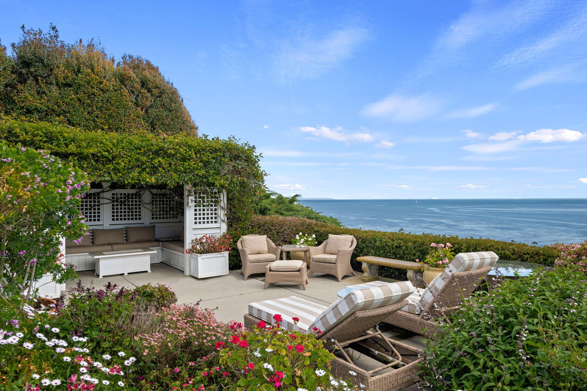 1539 Shoreline Drive — photo