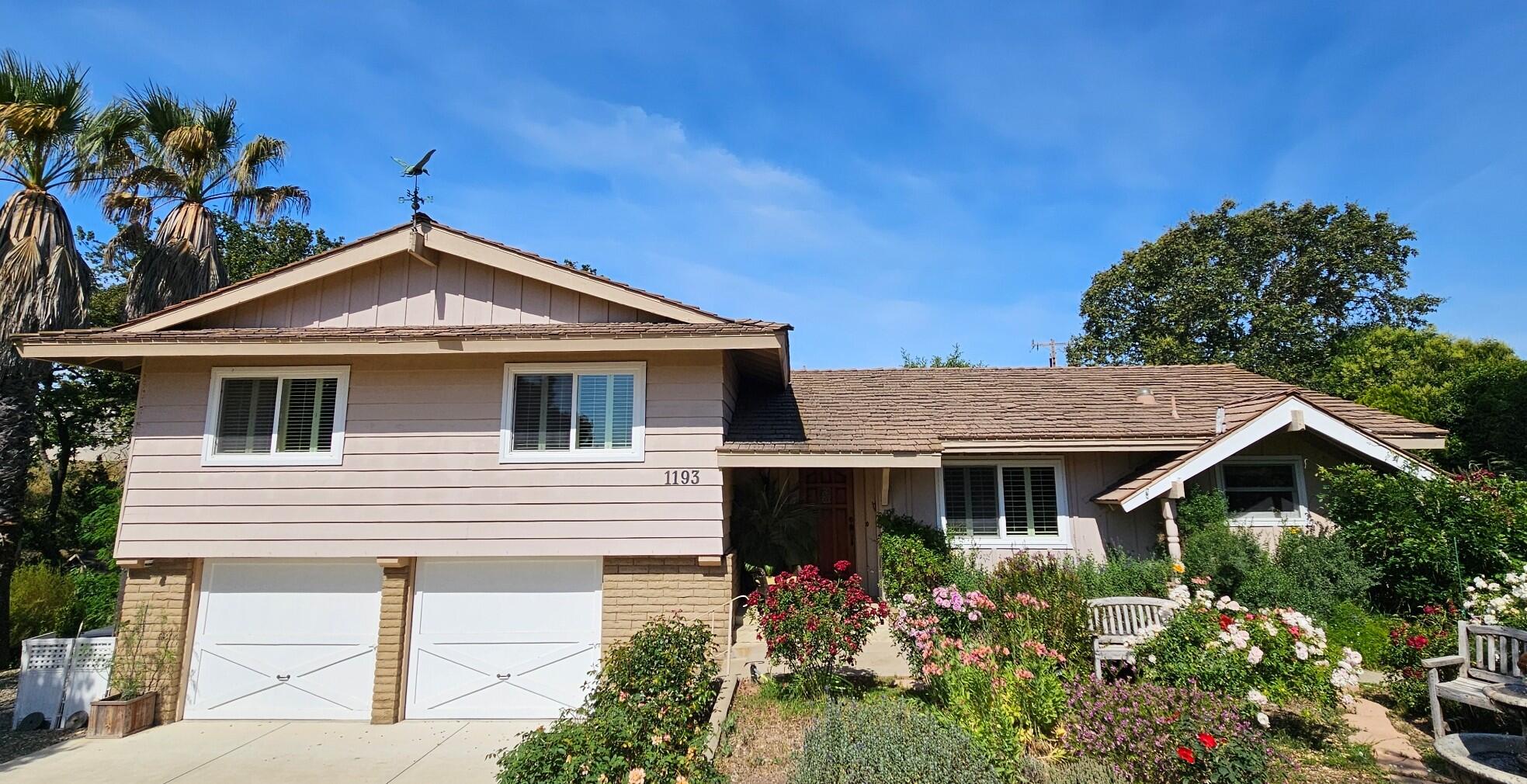 1193 Mustang Drive — photo
