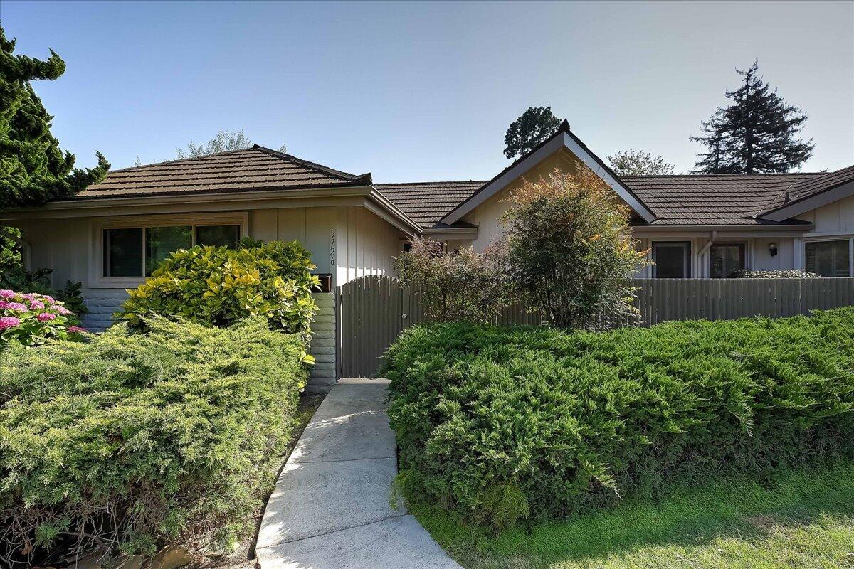 5726 Encina Road Road Unit 1 — photo