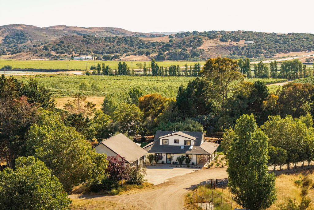 1700 Gypsy Canyon Road — photo