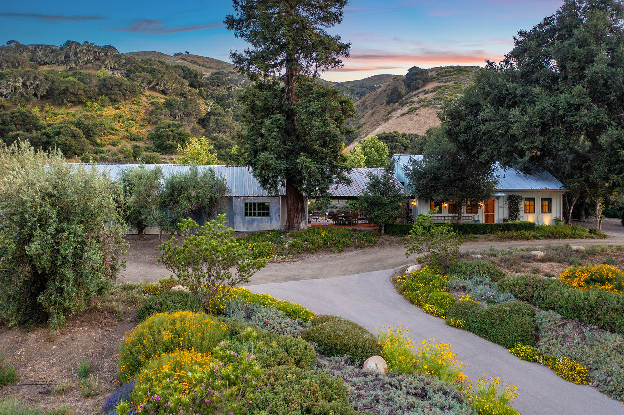 8630 Santa Rosa Road — photo