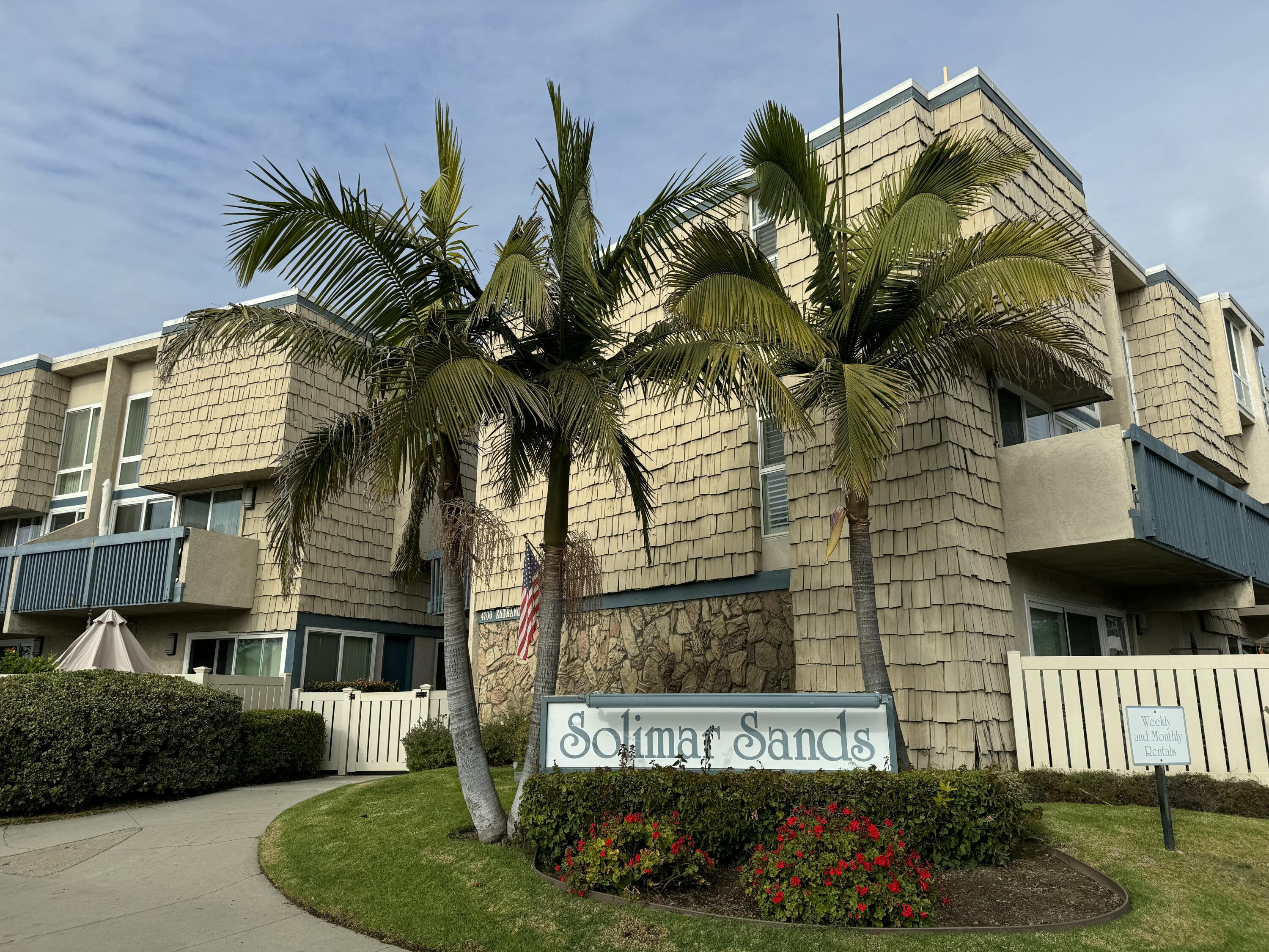 4700 Sandyland Road Apt 16 — photo