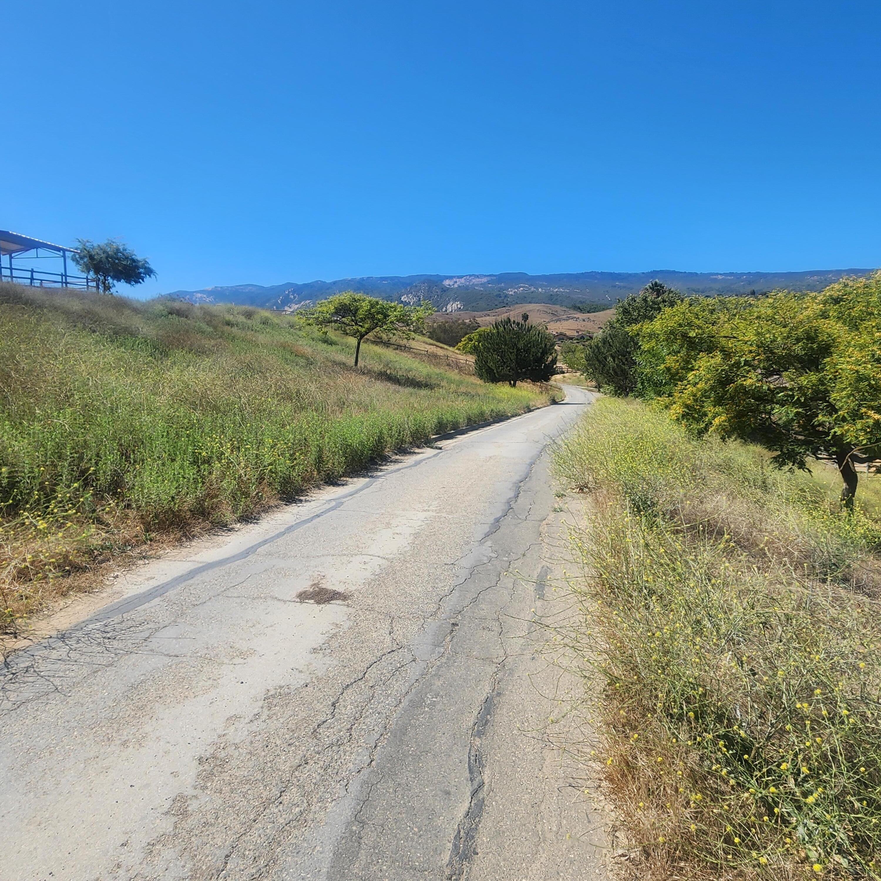 6016 La Goleta Road — photo