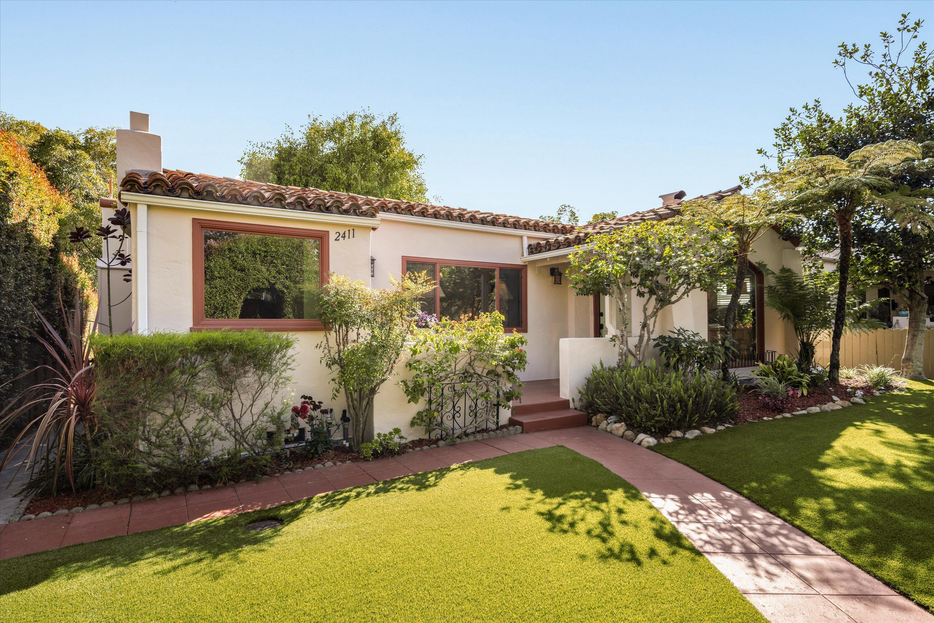 2411 Chapala Street — photo