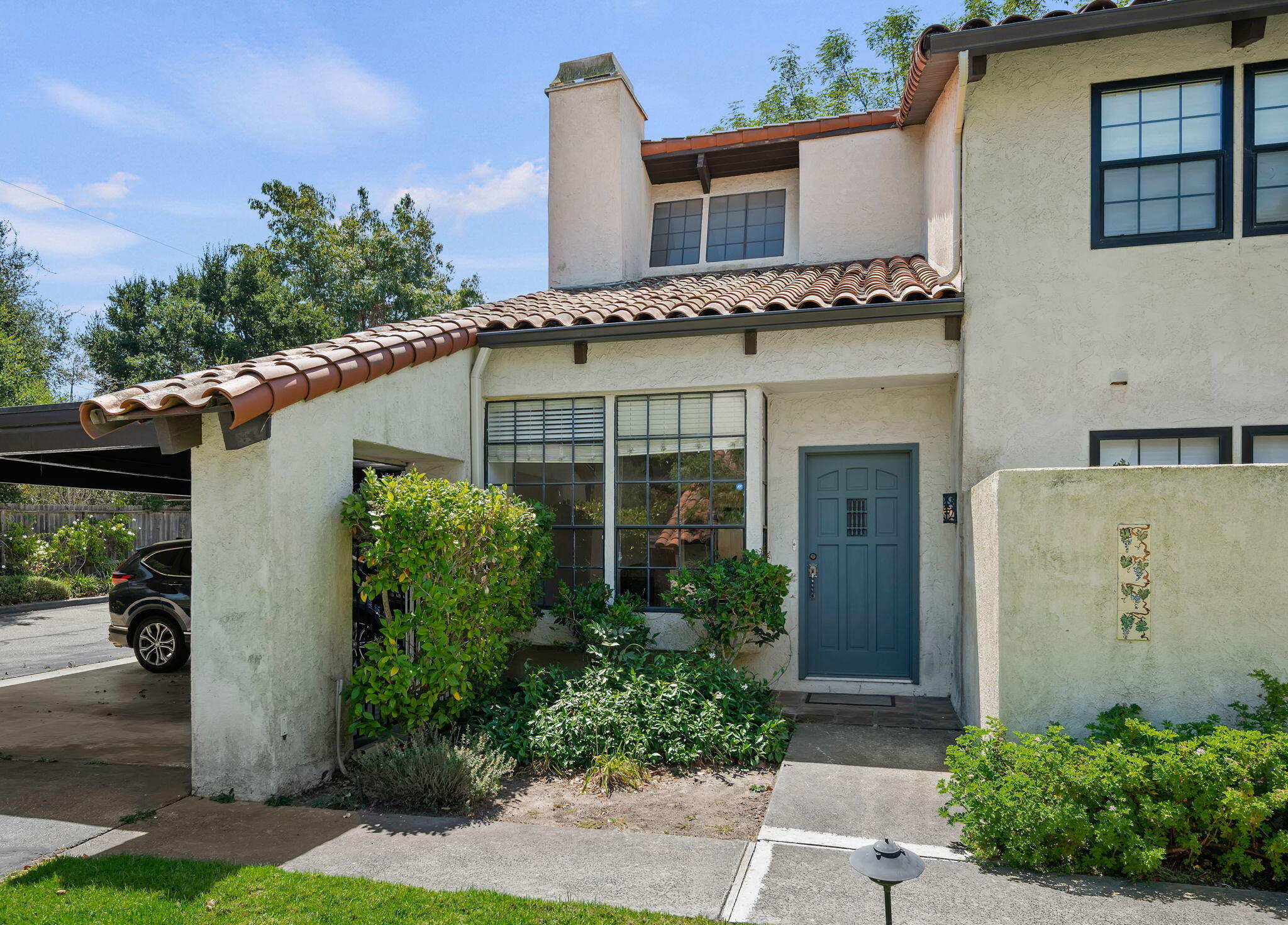1942 N Jameson Lane Unit D — photo