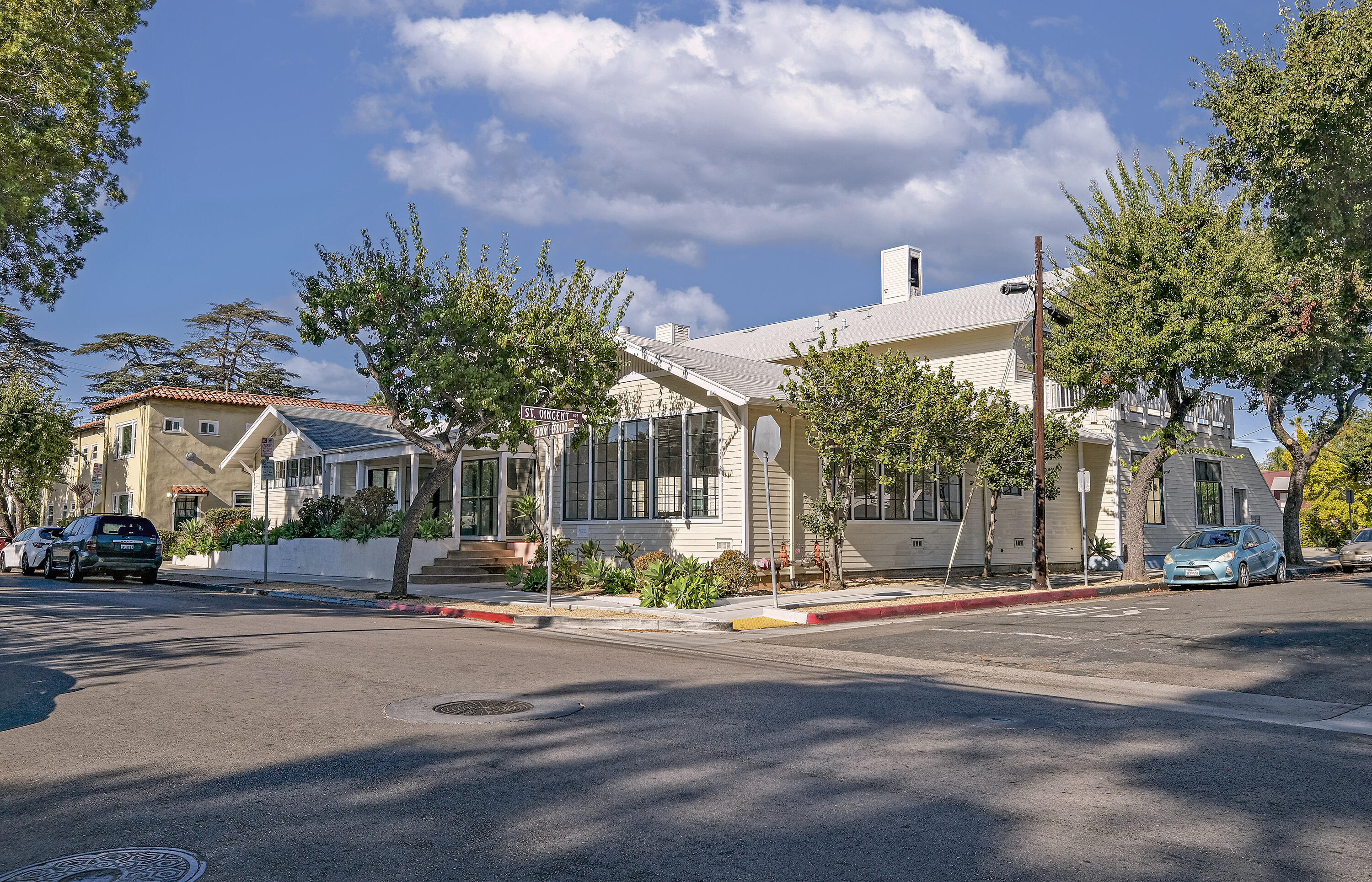 220 W Canon Perdido Street 3 — photo