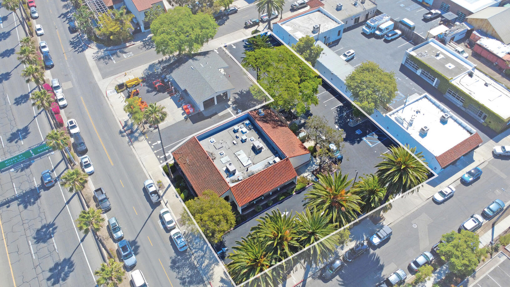 22 E Montecito Street — photo