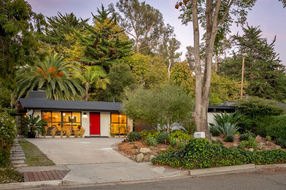 546 Arbol Verde Street — photo