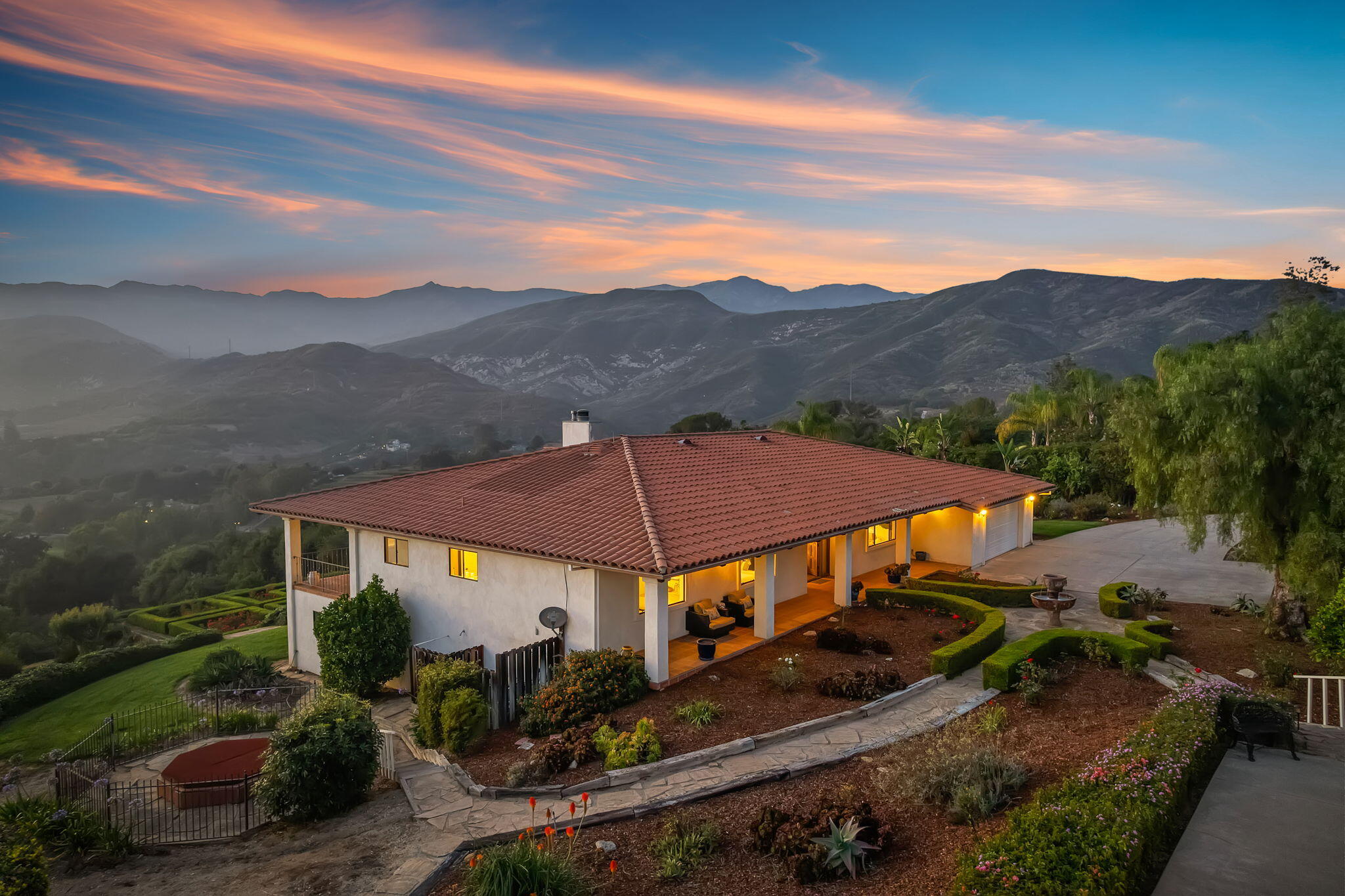1663 Shepard Mesa Lane — photo