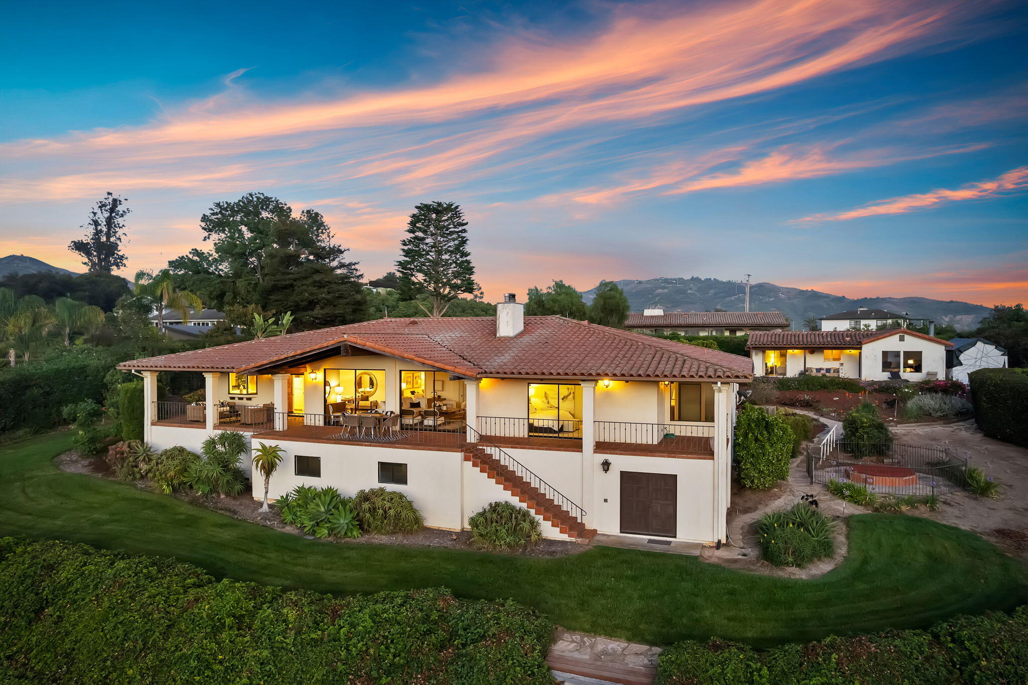 1663 Shepard Mesa Lane, Carpinteria, CA 93013 — photo 2