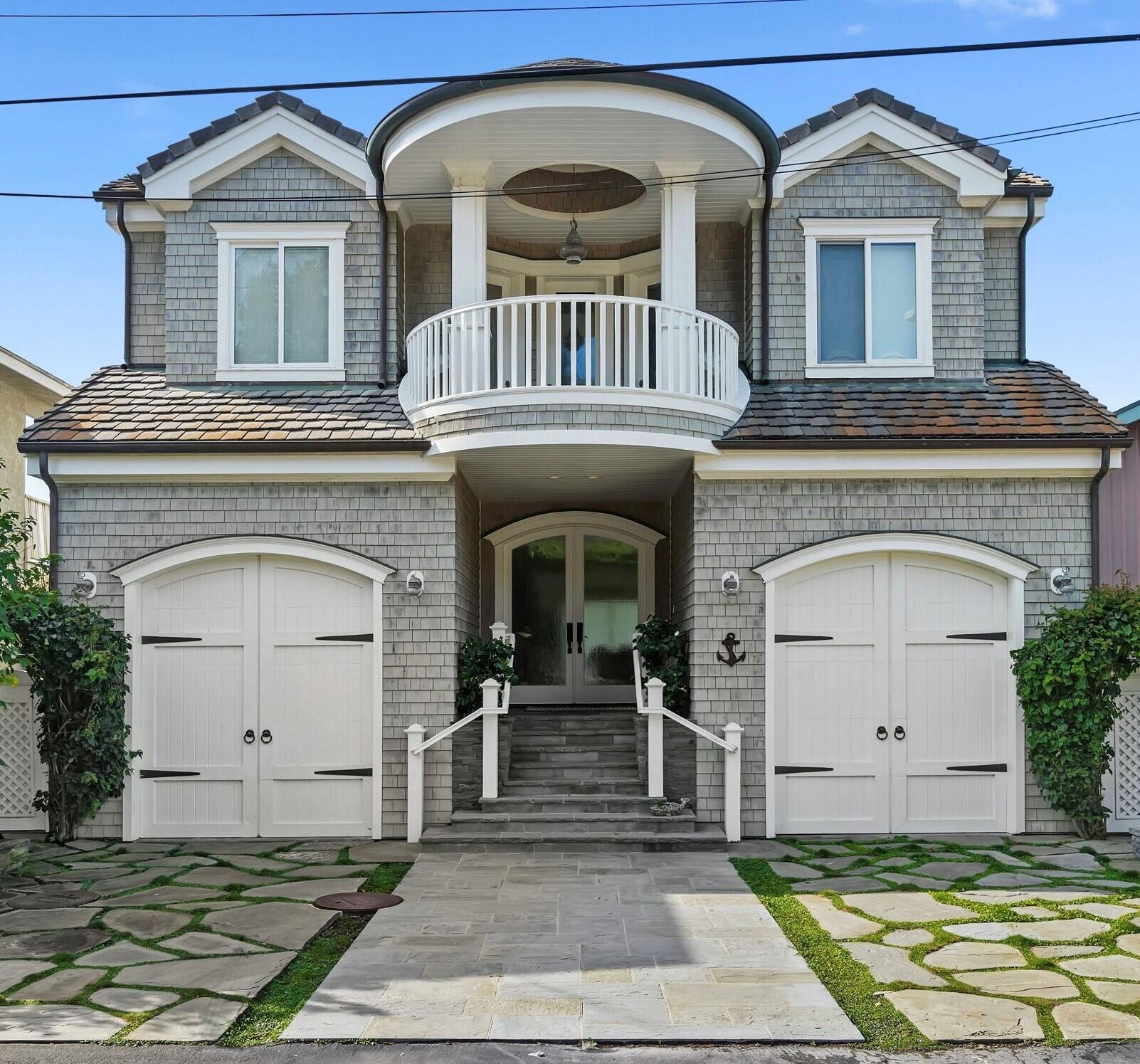 5458 Rincon Beach Park Drive — photo