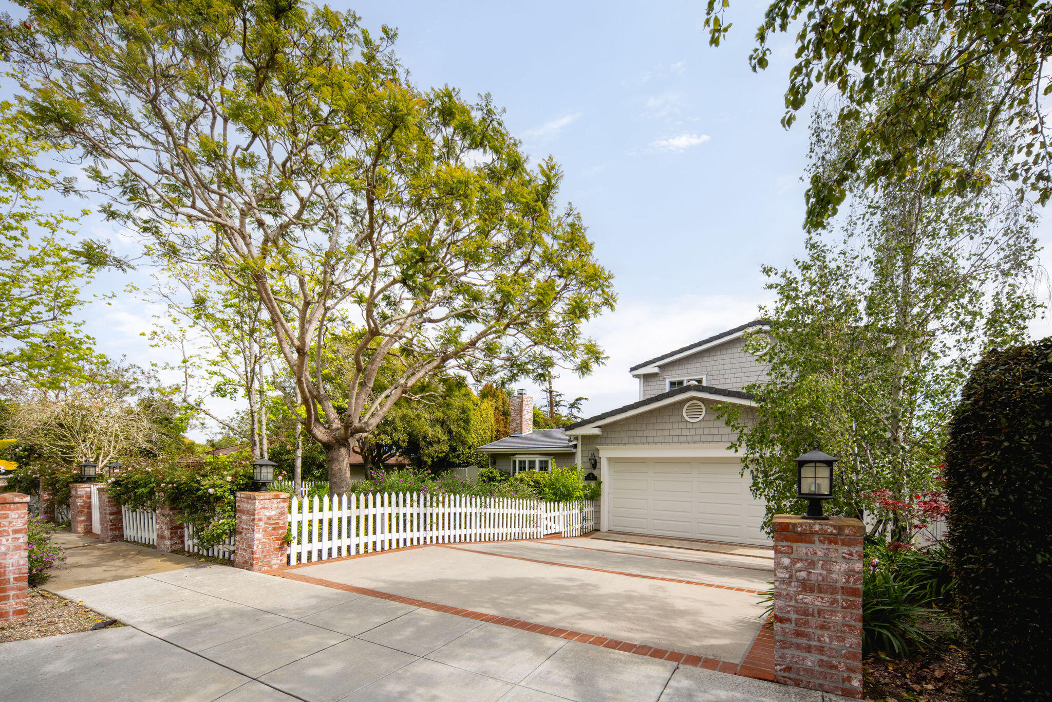51 Chase Drive — photo