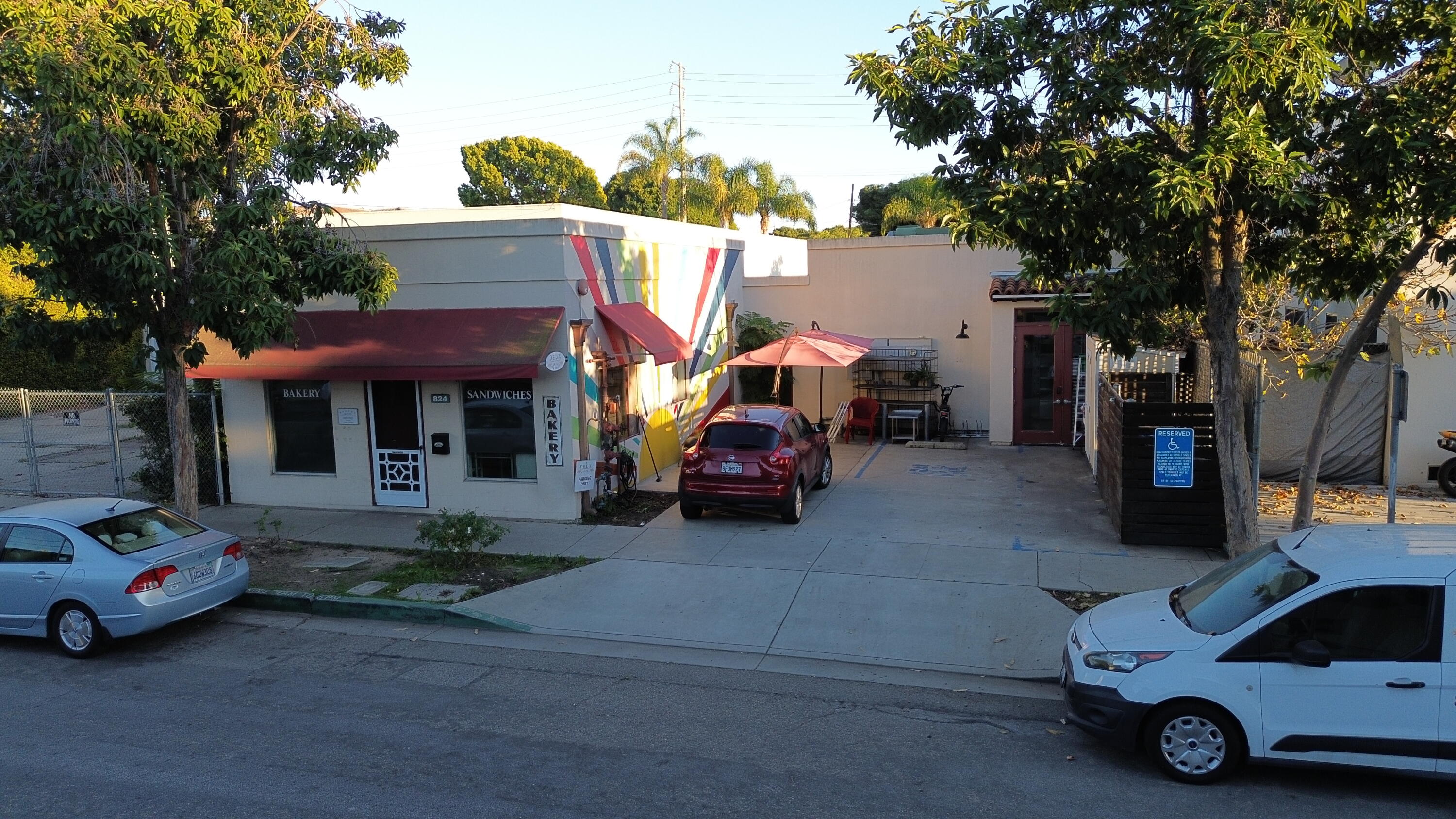 824 Reddick Street — photo