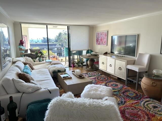1220 Coast Village Road 208 — photo