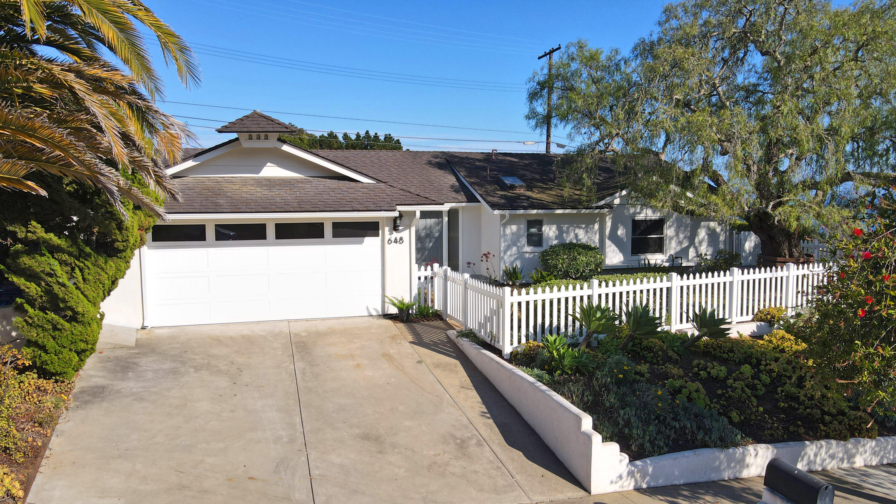 648 Surf View Drive — photo