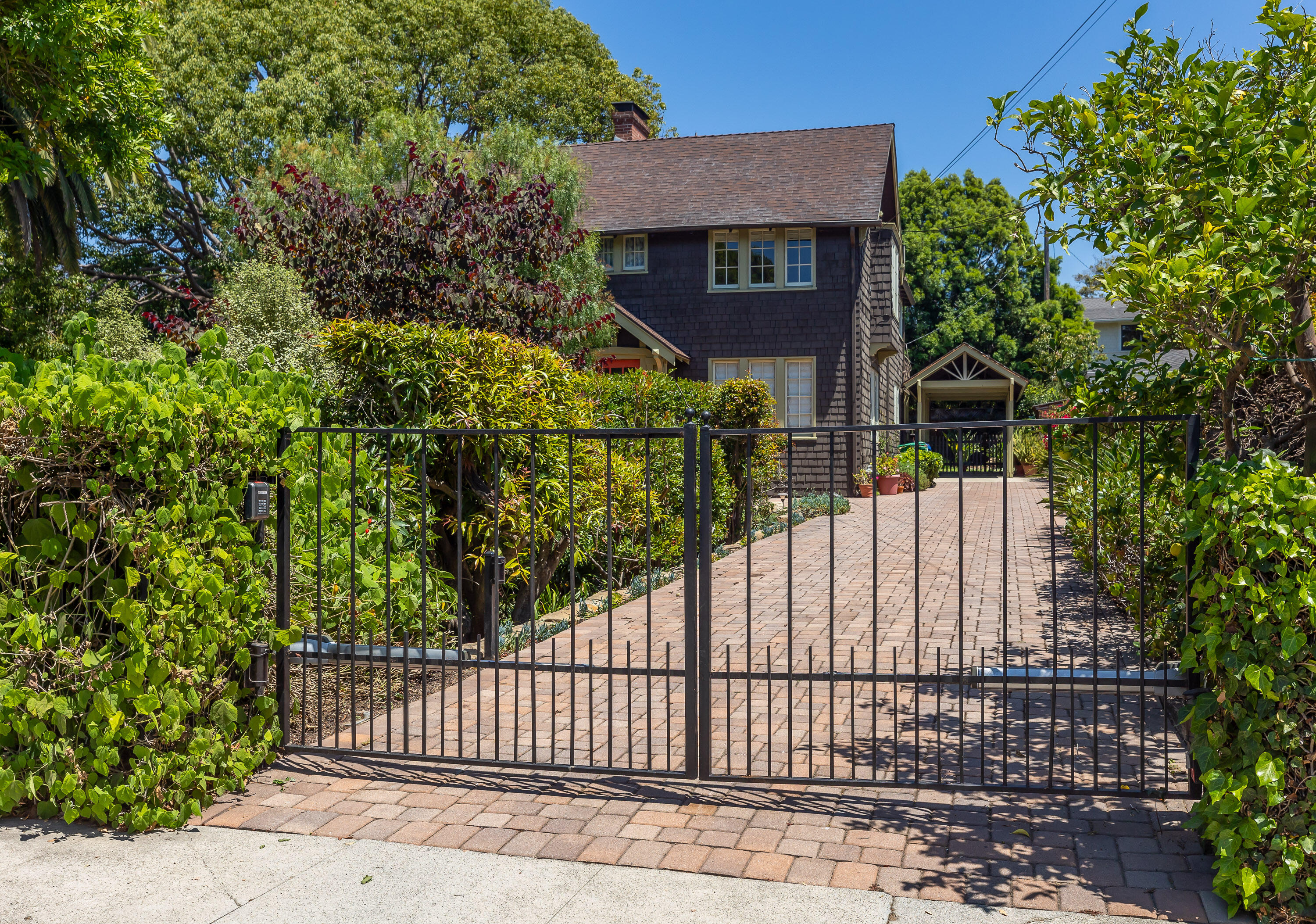 1814 Anacapa Street — photo