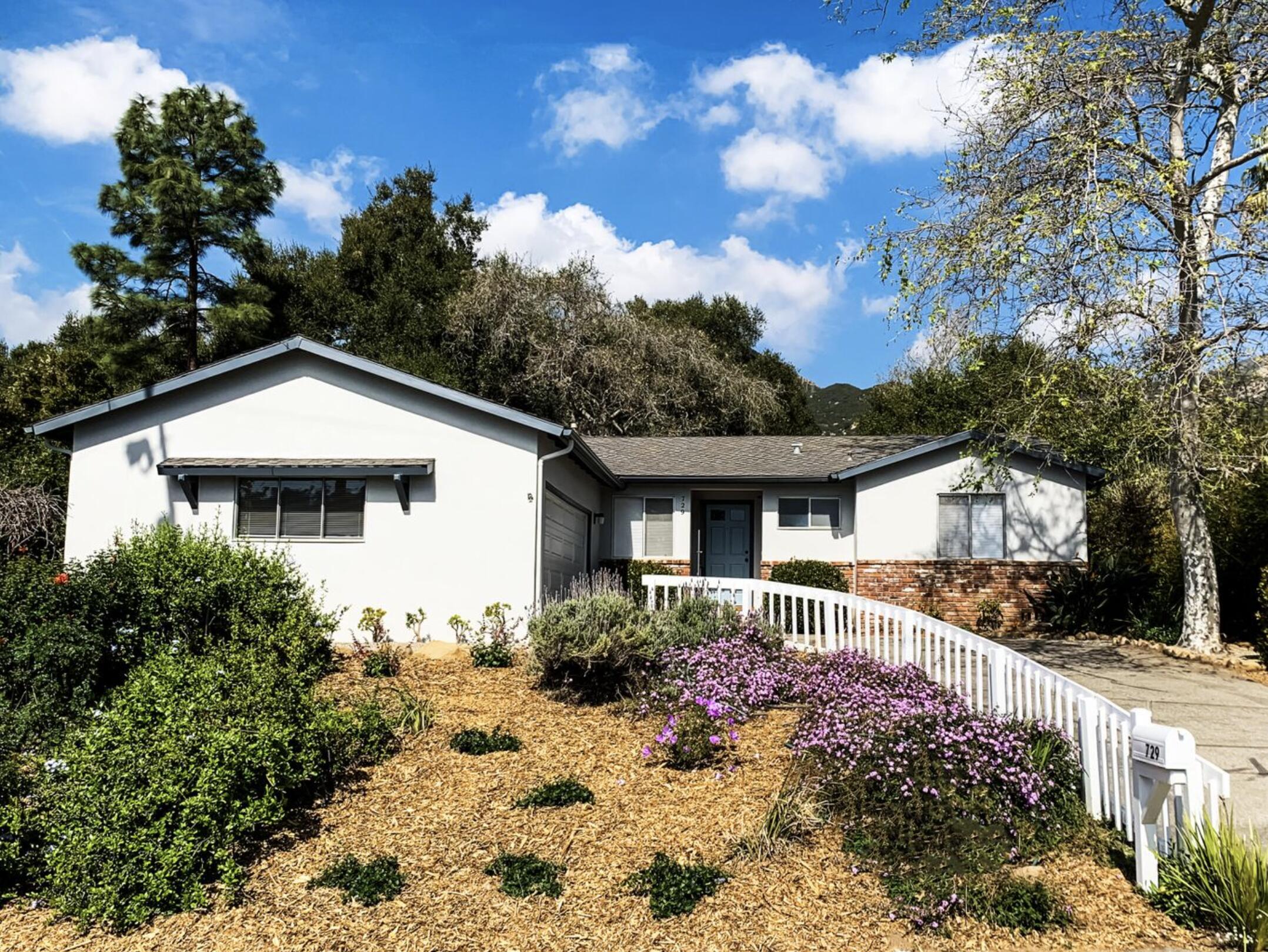 729 Circle Drive — photo