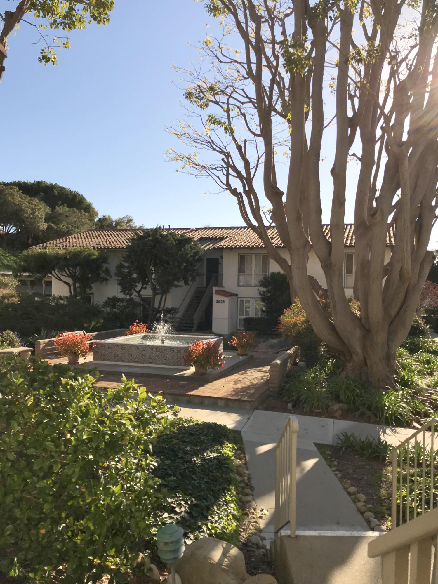 2644 State Street Apt 21 — photo