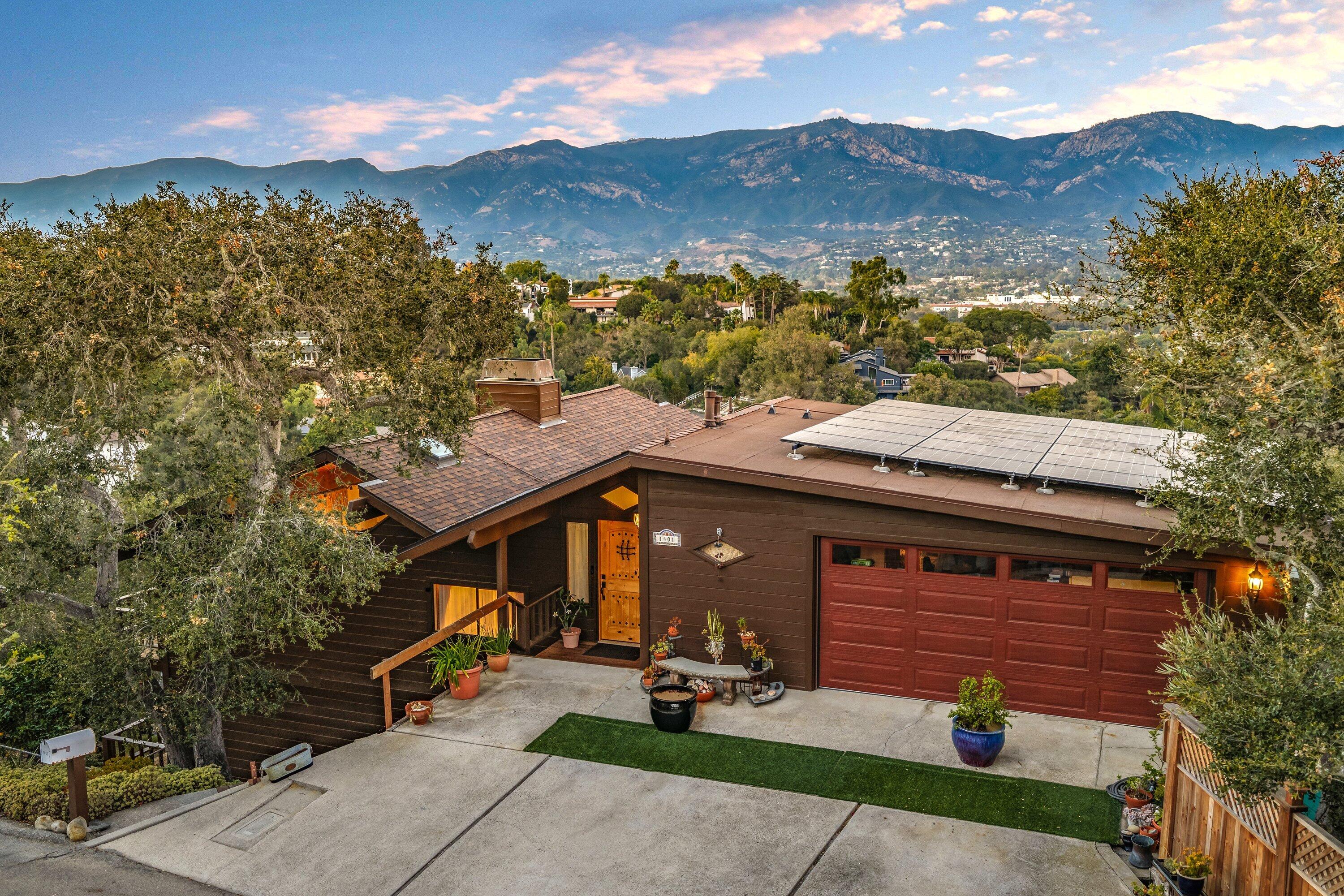 1401 La Cima Road — photo