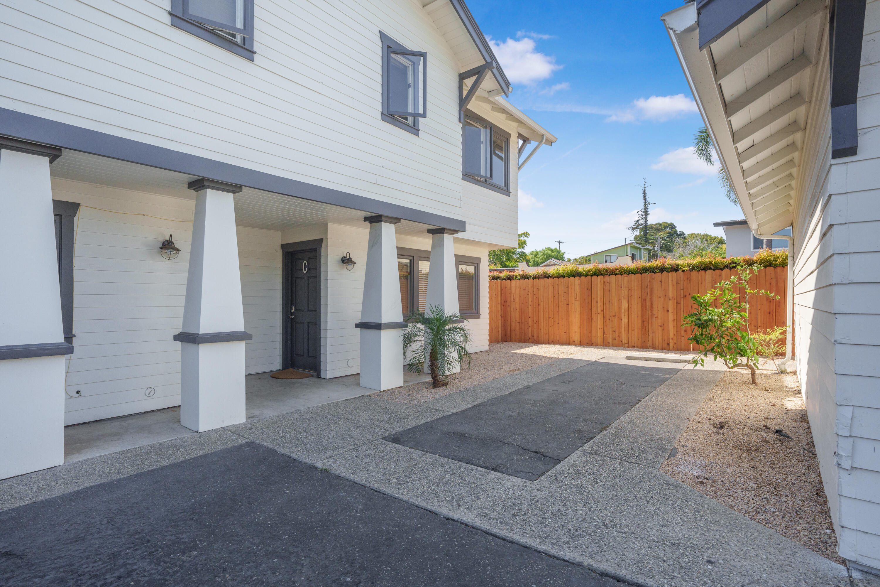 1313 Castillo Street C, Santa Barbara, CA — photo
