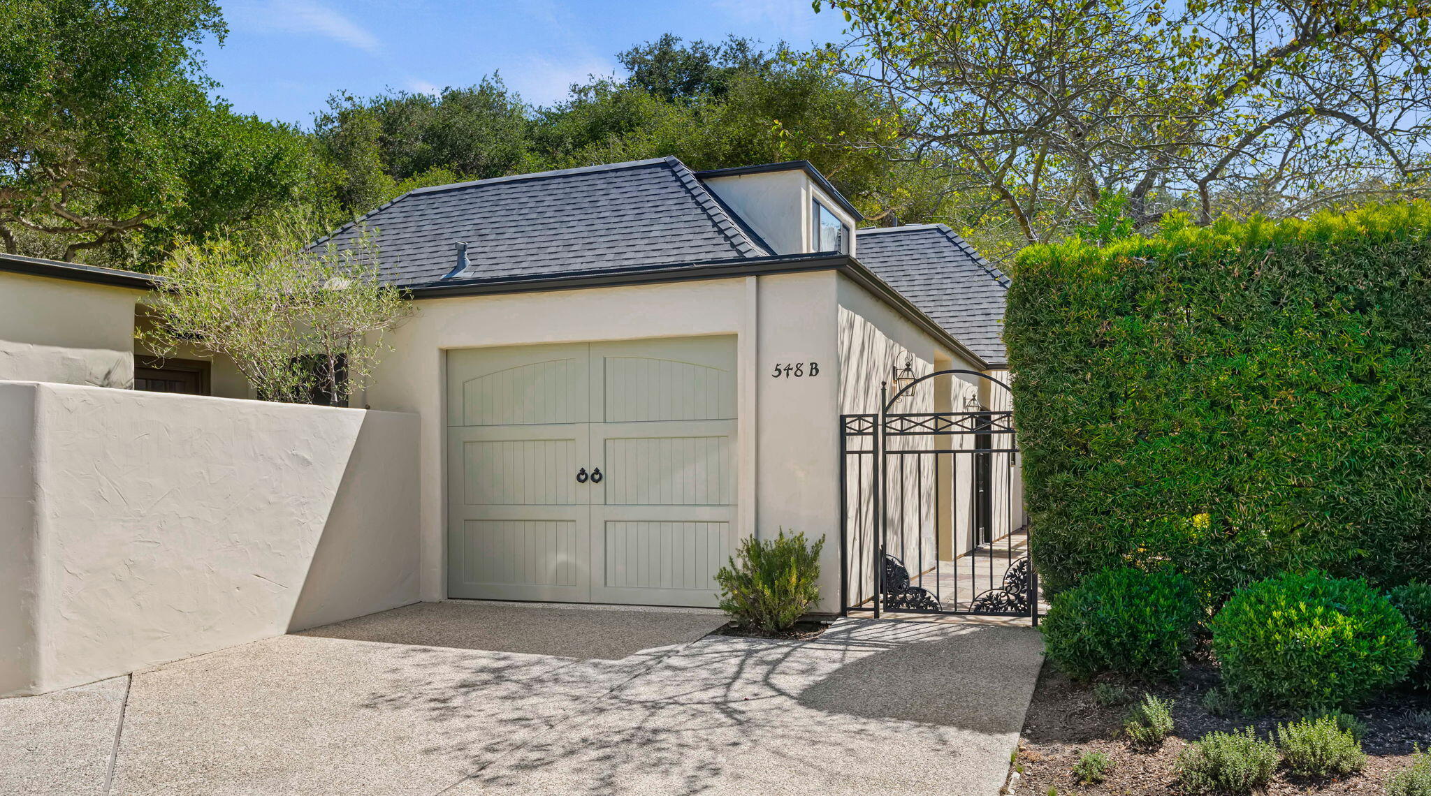 548 San Ysidro Road #B — photo