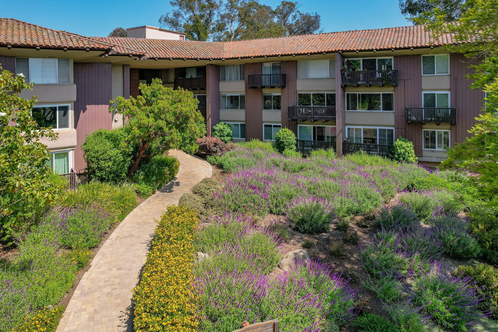 2727 Miradero Drive Apt 213 — photo