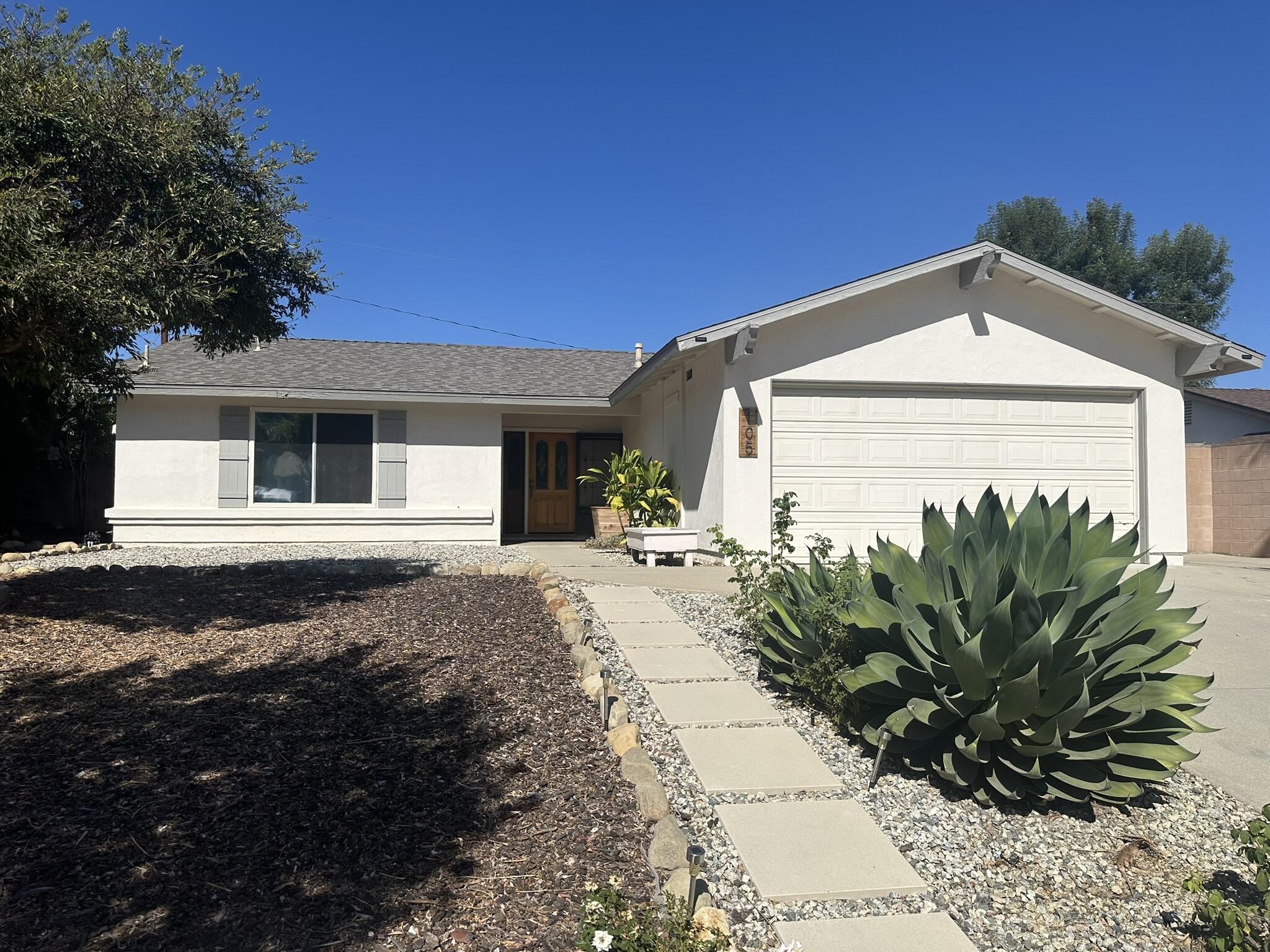 105 Valley Ridge Drive — photo