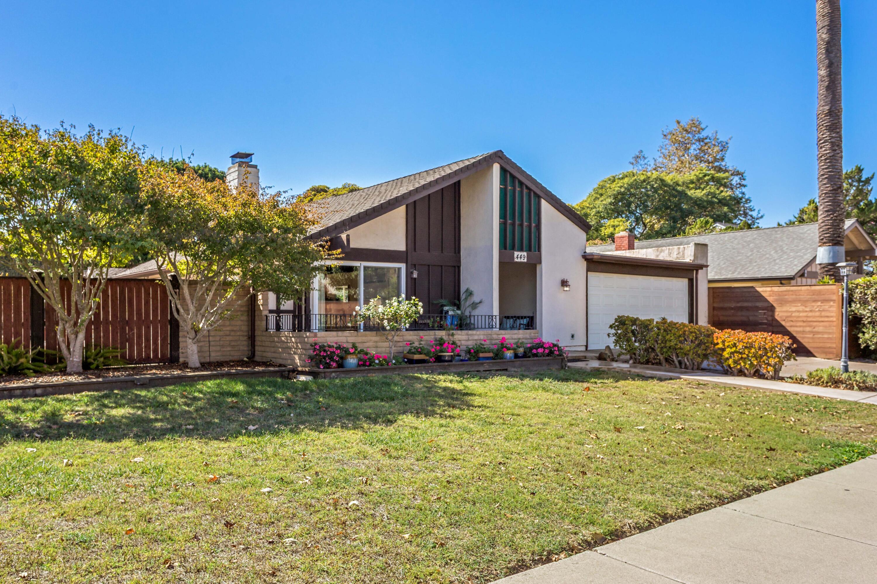 449 Pacific Oaks Road — photo