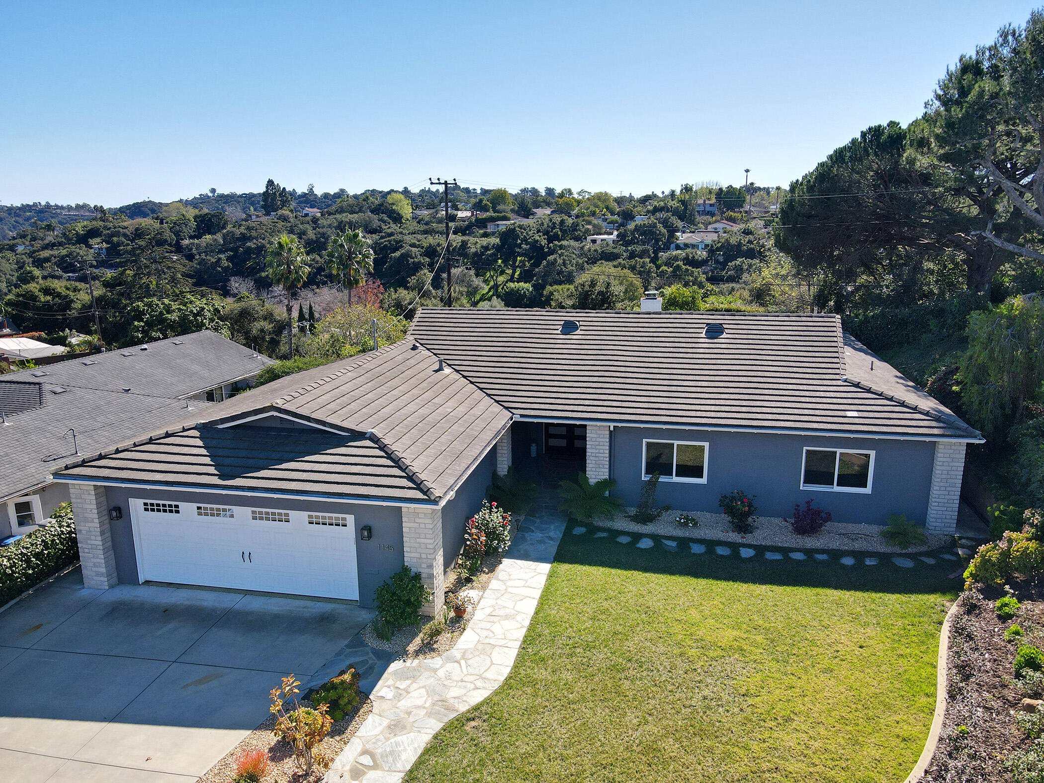 1145 Crestline Drive — photo