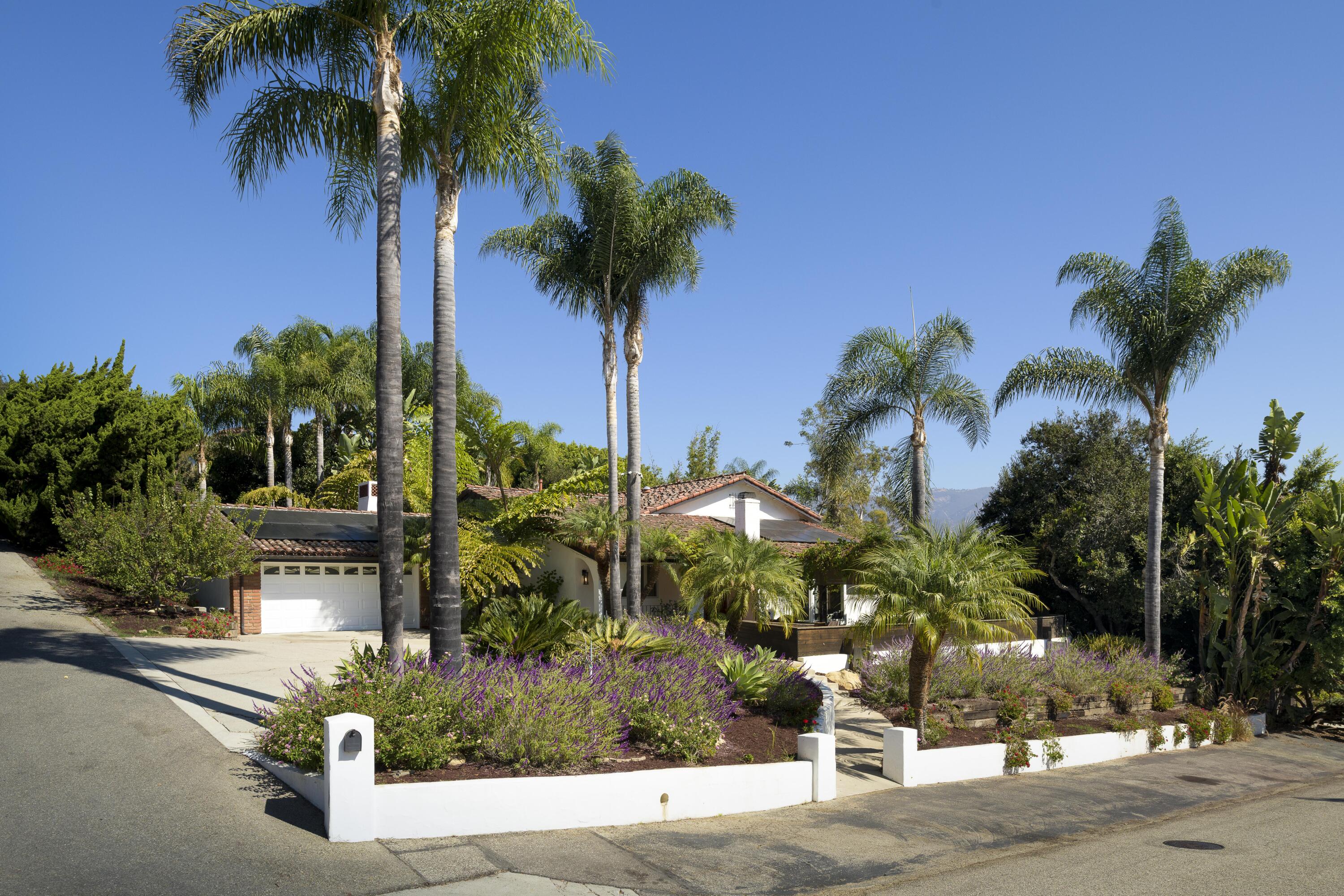 5630 Cielo Avenue — photo