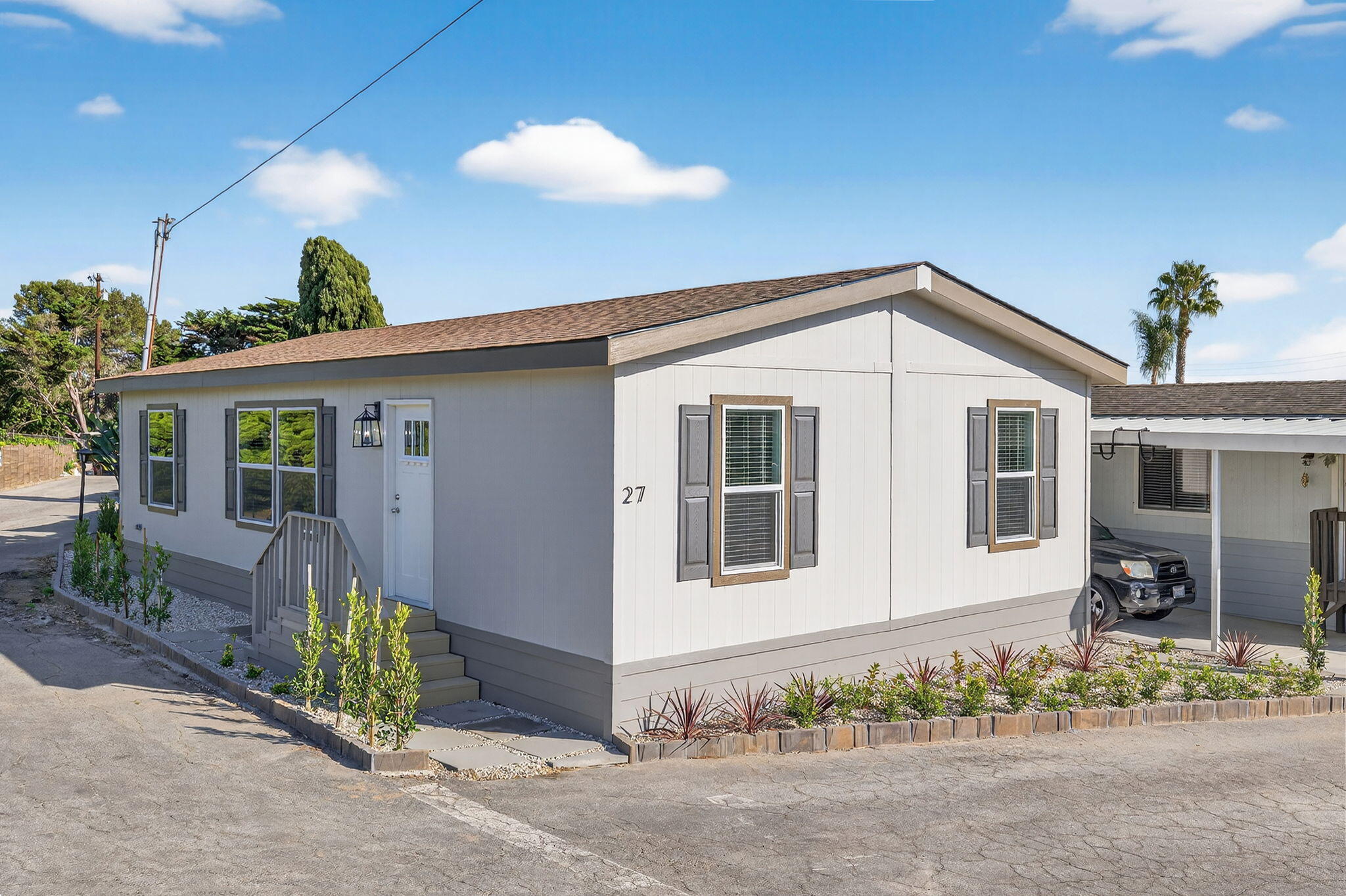 7368 Hollister Avenue Spc 27 — photo