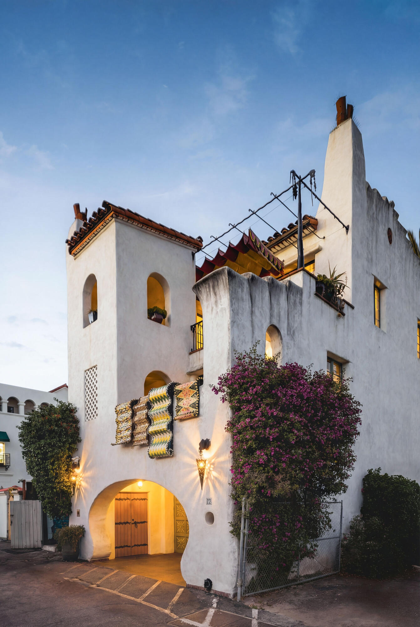 12 W Gutierrez Street — photo
