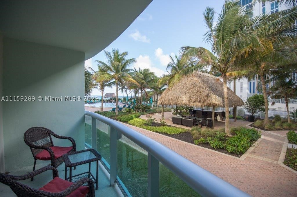 3901 S Ocean Dr 1H — photo