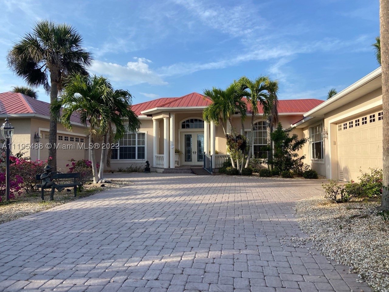 1524 Columbian Drive — photo