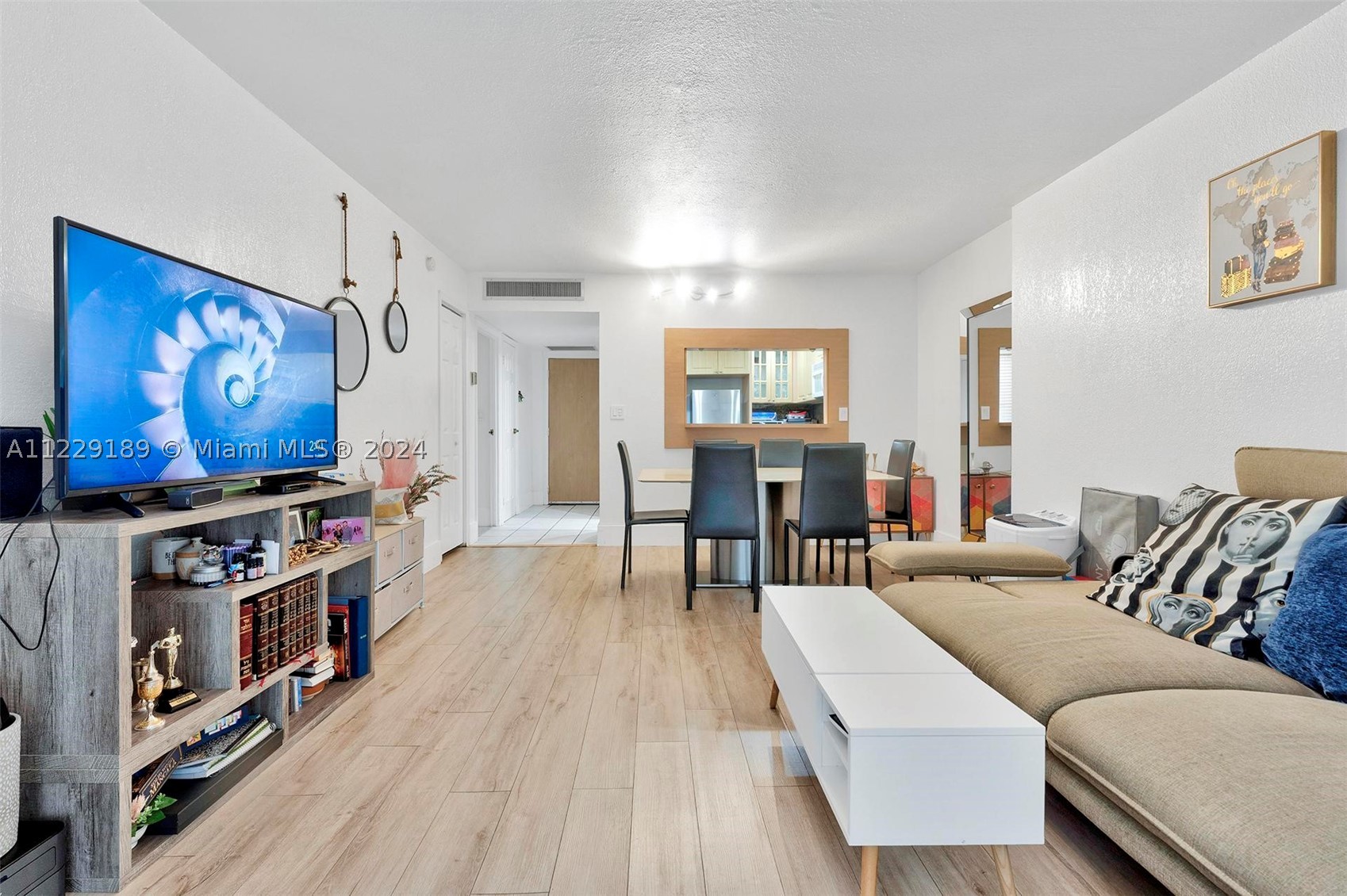 3401 N Country Club Dr 406 — photo
