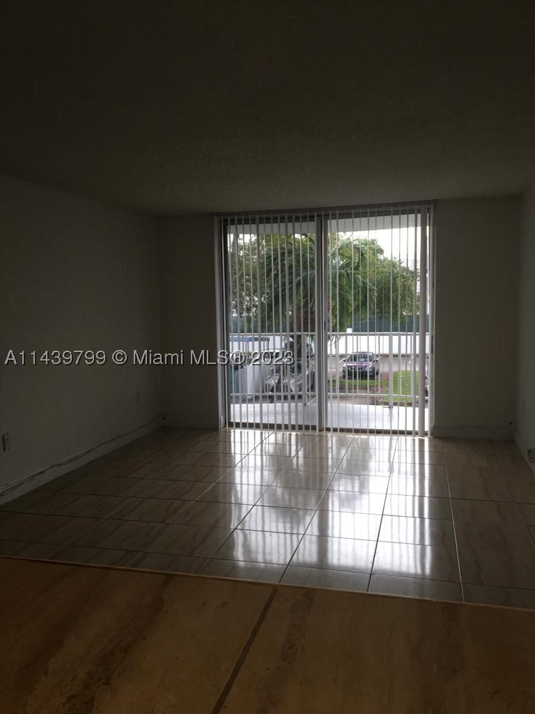 498 NW 165th St Rd D205 — photo