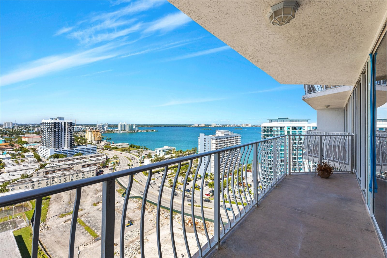 7601 E Treasure Dr 2404 — photo