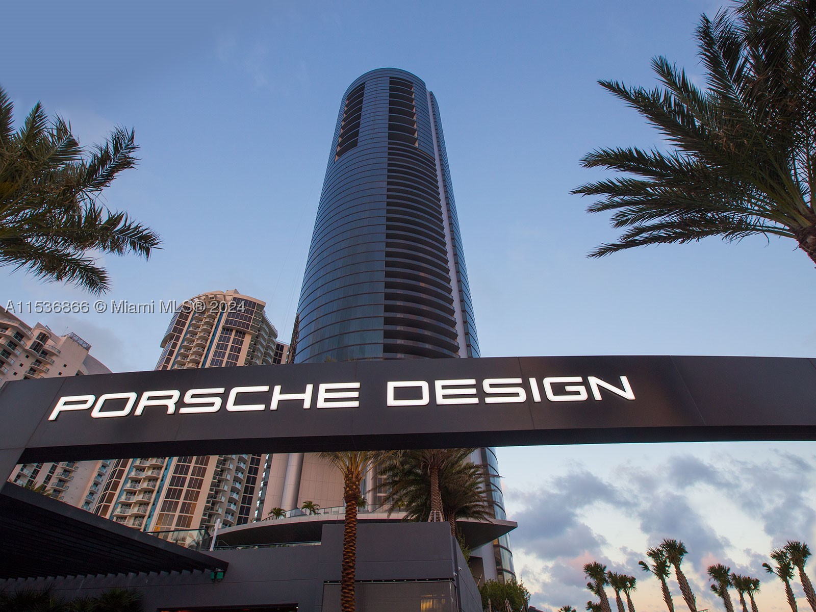 18555 Collins Ave 3501 — photo