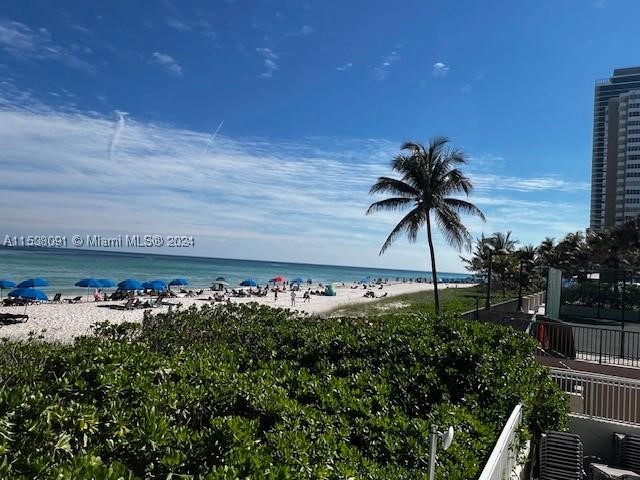 1904 S Ocean Dr 205 — photo