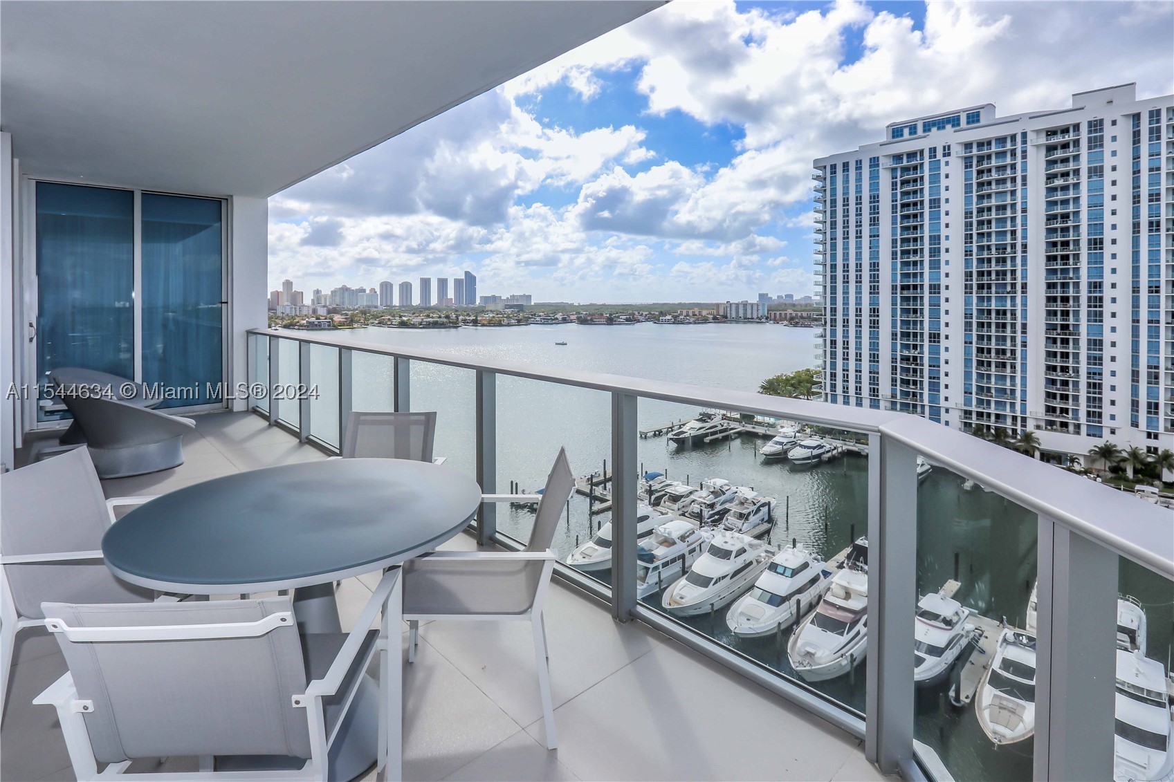 17301 Biscayne Blvd 1201 — photo