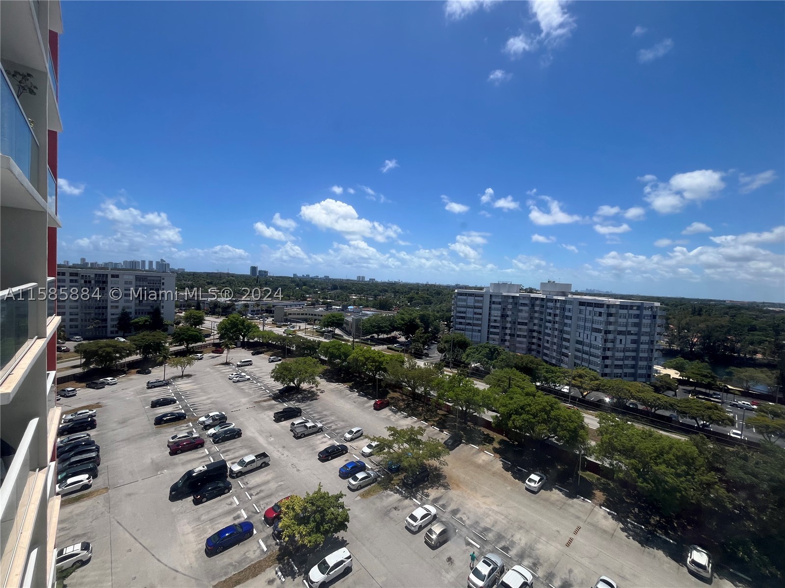 1351 NE Miami Gardens Dr 1121E — photo