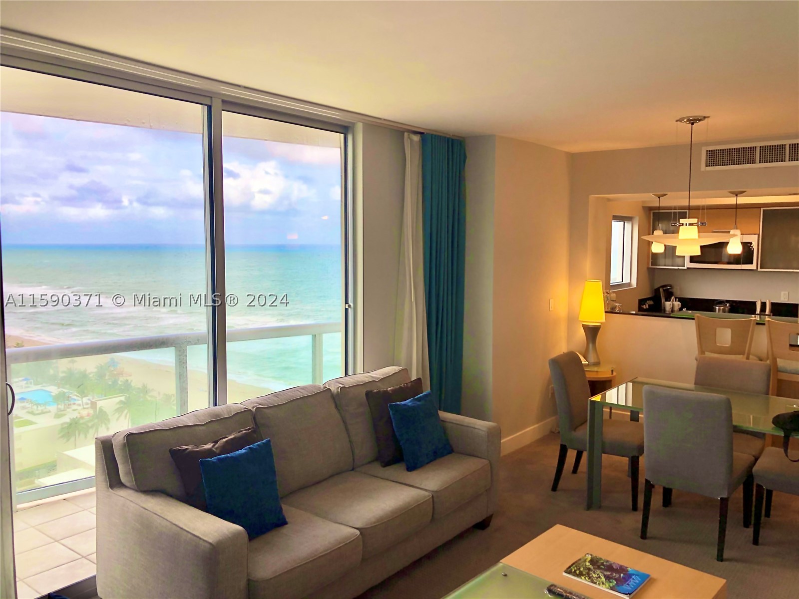 18683 Collins Ave 1907 — photo