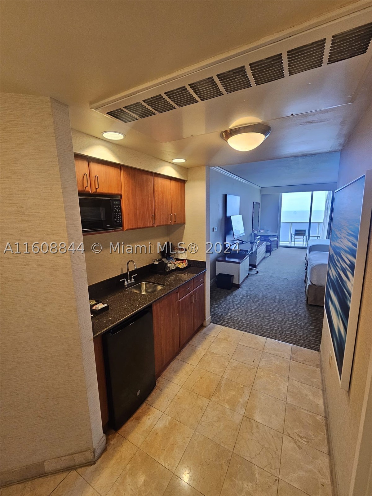 18001 Collins Ave 2610 — photo