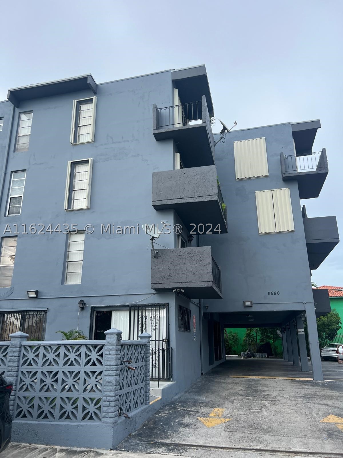 6580 W Flagler St 309 — photo