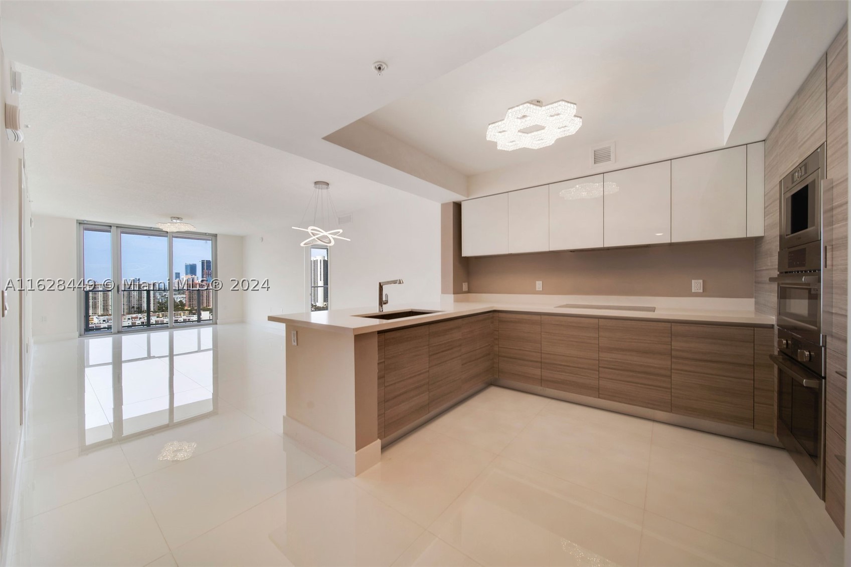 300 Sunny Isles Blvd 2103 — photo