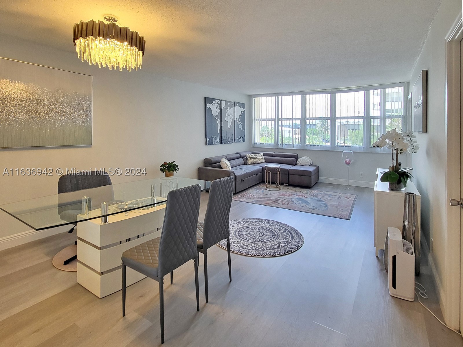 1825 S Ocean Dr 206 — photo