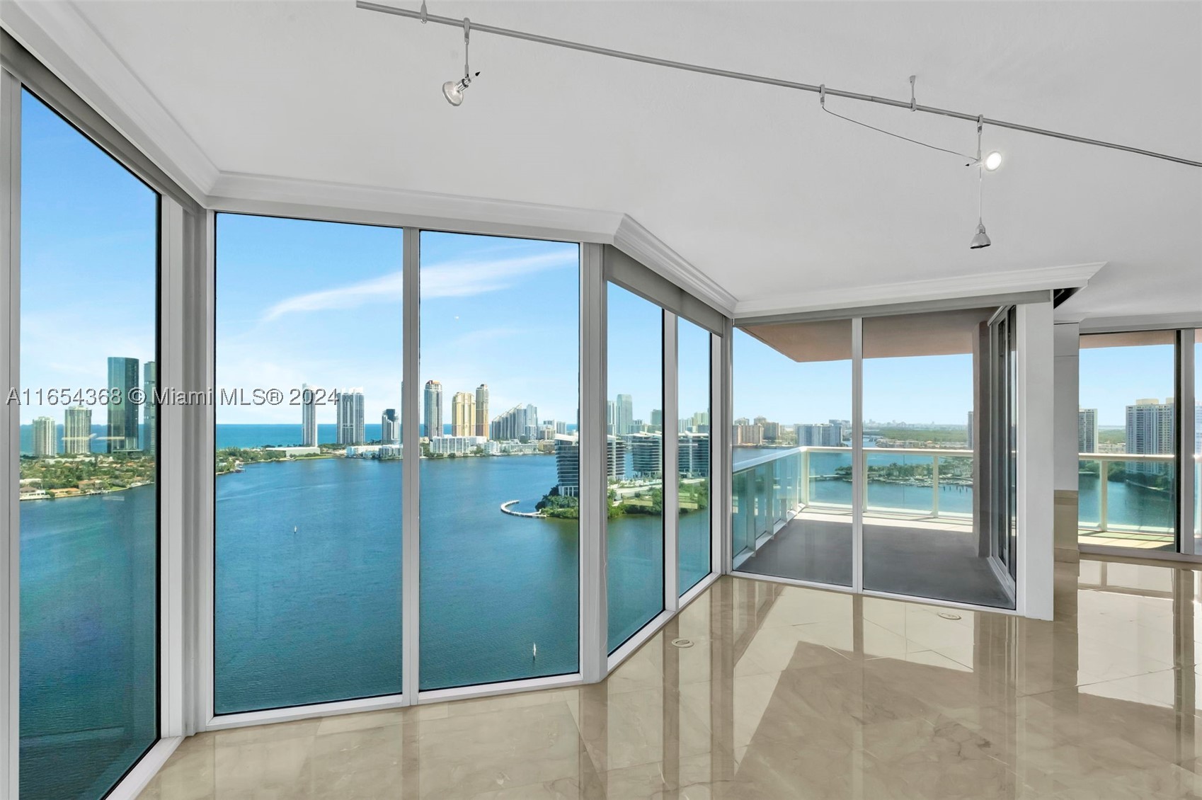 3370 Hidden Bay Dr 2708 — photo